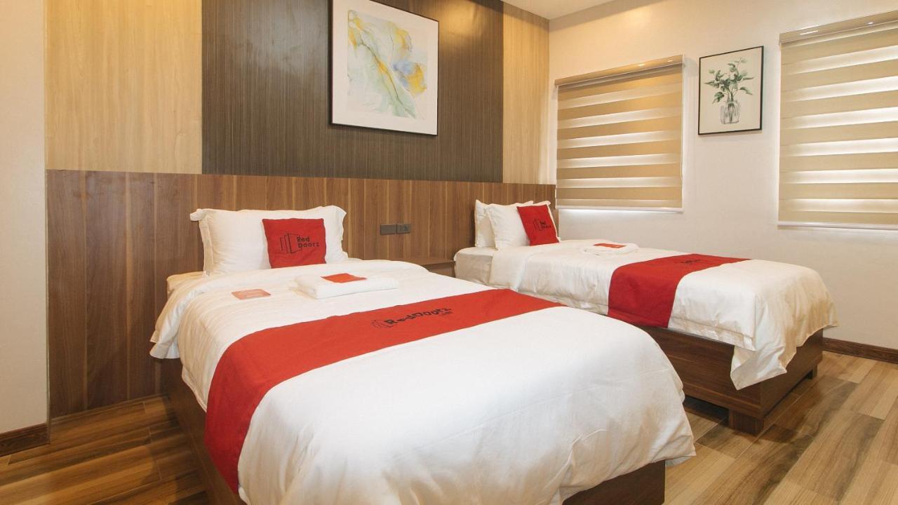 Reddoorz Plus @ Bez Tower And Residences San Juan San Juan  ภายนอก รูปภาพ