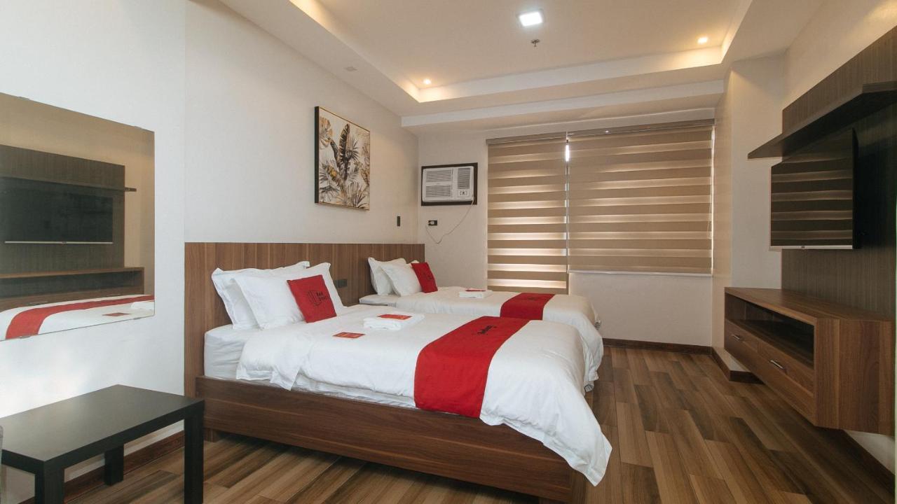 Reddoorz Plus @ Bez Tower And Residences San Juan San Juan  ภายนอก รูปภาพ