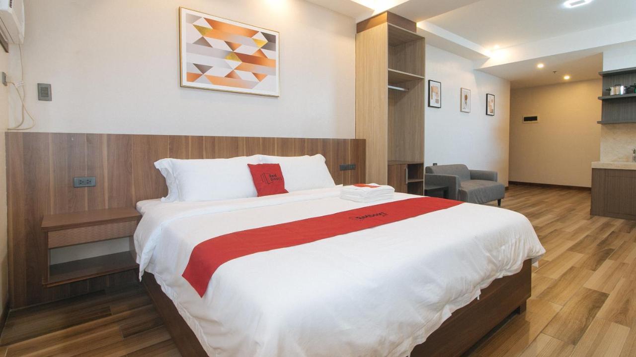 Reddoorz Plus @ Bez Tower And Residences San Juan San Juan  ภายนอก รูปภาพ