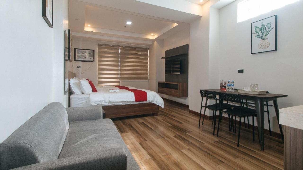 Reddoorz Plus @ Bez Tower And Residences San Juan San Juan  ภายนอก รูปภาพ