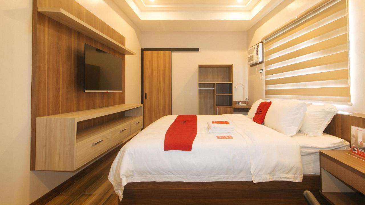 Reddoorz Plus @ Bez Tower And Residences San Juan San Juan  ภายนอก รูปภาพ